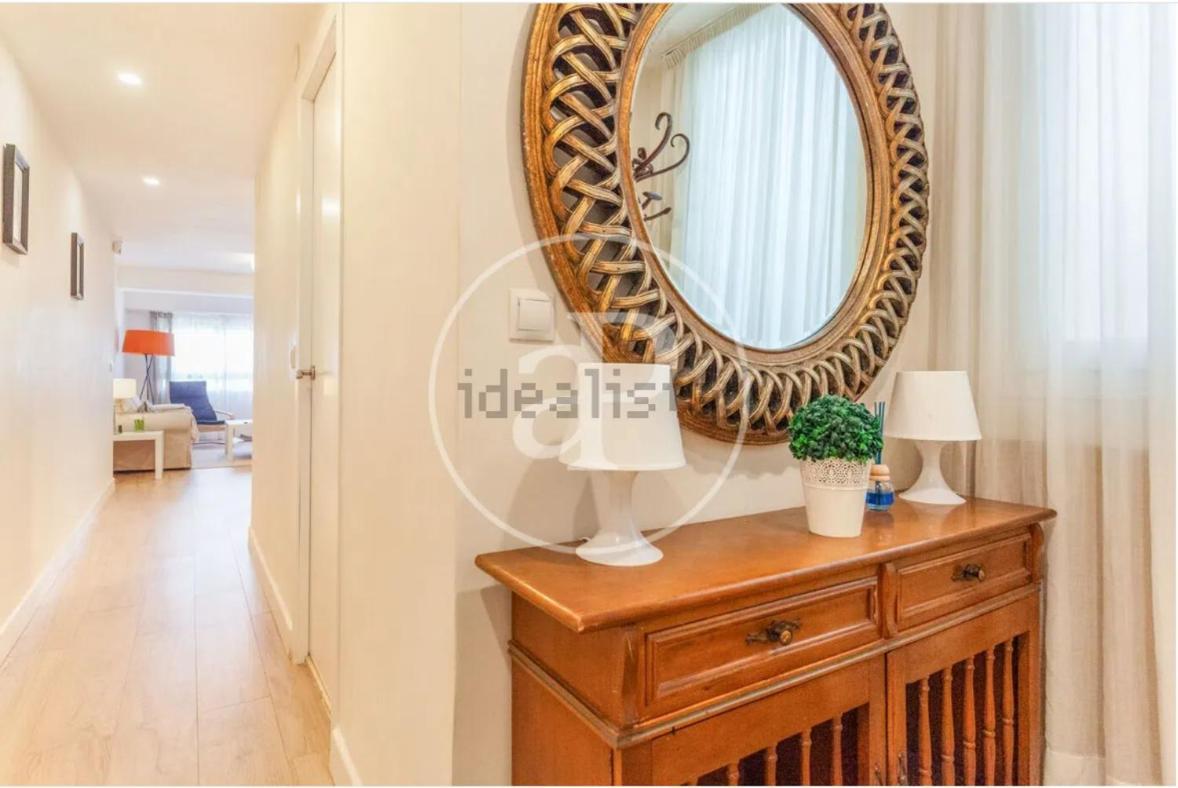 Centrico Familiar En Frente Estacion Ave Joaquin Sorolla Appartement Valencia